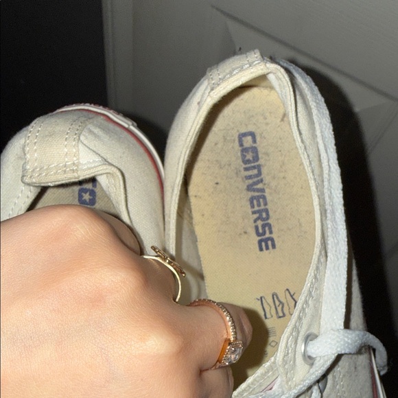 Converse White and Red Classic Sneakers - Picture 4 of 6